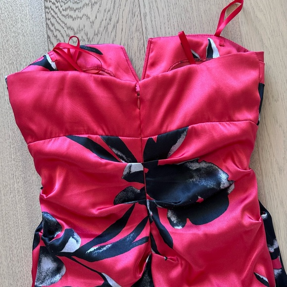 Floral Detailing Strapless Dress - Picture 4 of 7